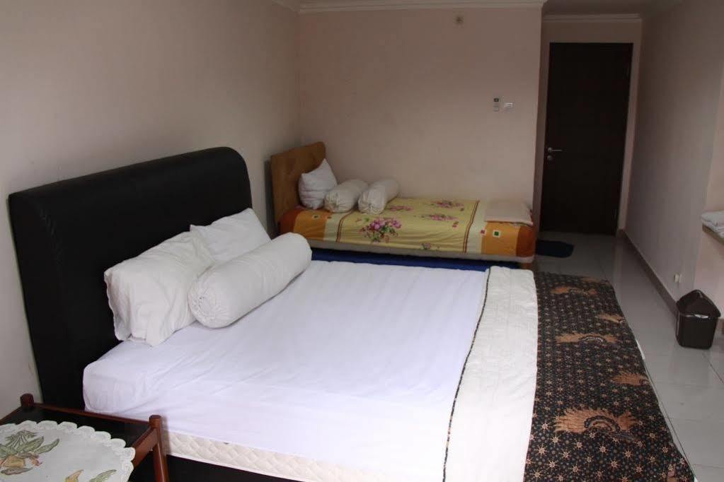 Pondok Malabar Pension Jakarta Buitenkant foto