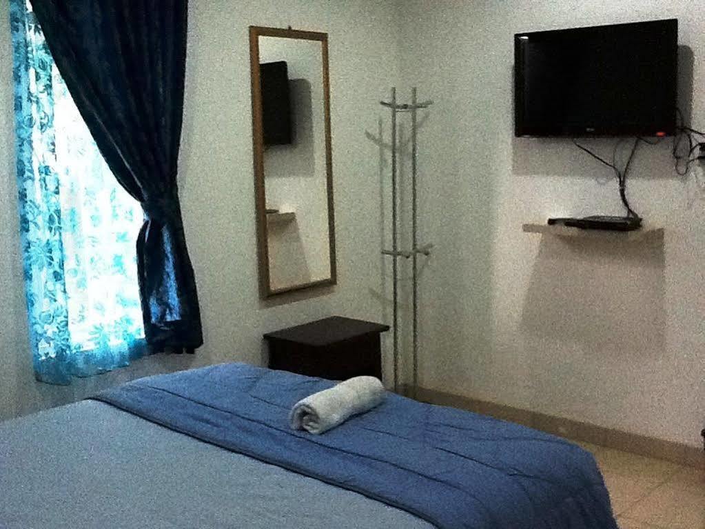 Pondok Malabar Pension Jakarta Buitenkant foto