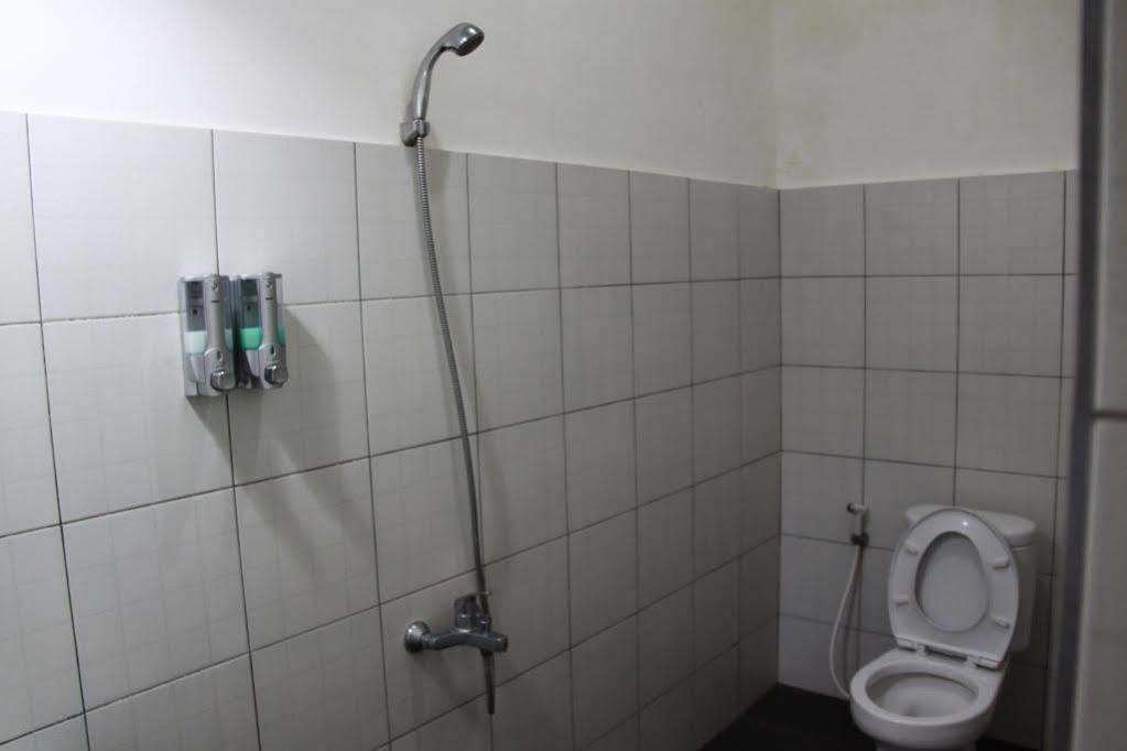 Pondok Malabar Pension Jakarta Buitenkant foto